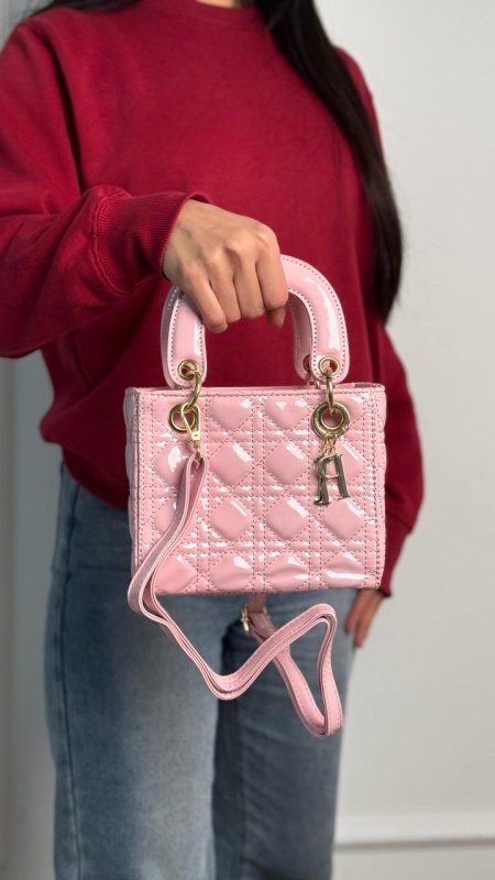 شنطة - شبيه Dior